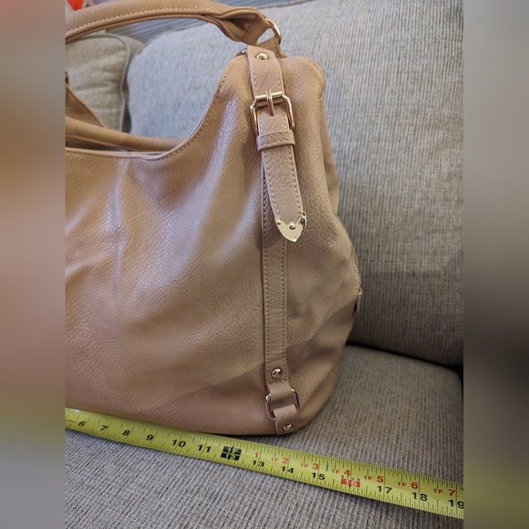 Moda Luxe Handbag - Picture 12 of 12